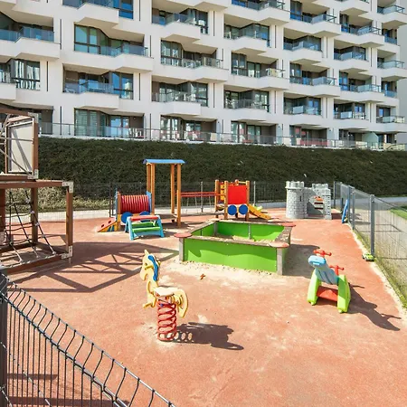 Apartment Unique With Balcony And Parking By Renters *